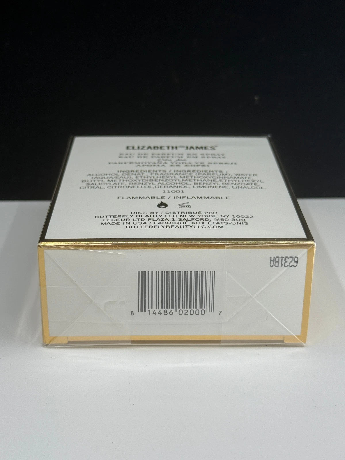 Nirvana White by Elizabeth and James EDP Spray for Women 1 oz New In Box