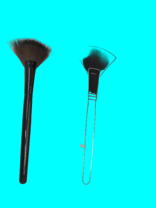 Laura Mercier Fan Powder Brush