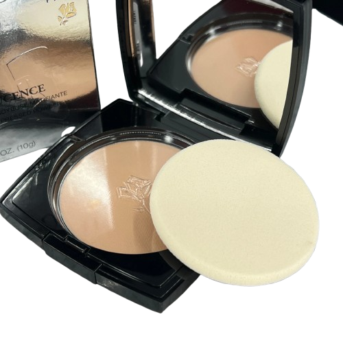 Lancome Translucence Mattifying Silky Pressed Powder 250 Buff 0.35 oz NIB