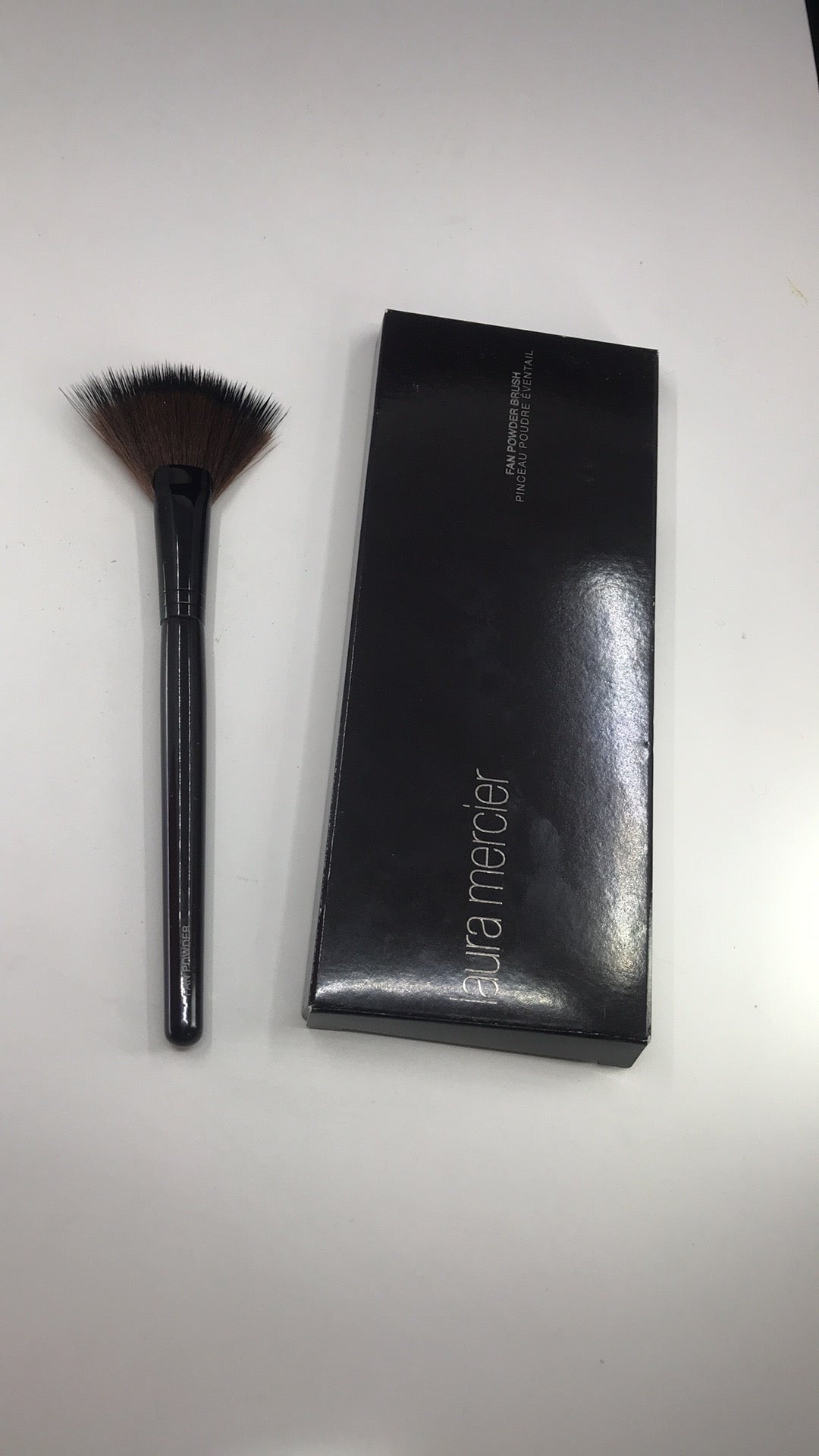 Laura Mercier Fan Powder Brush