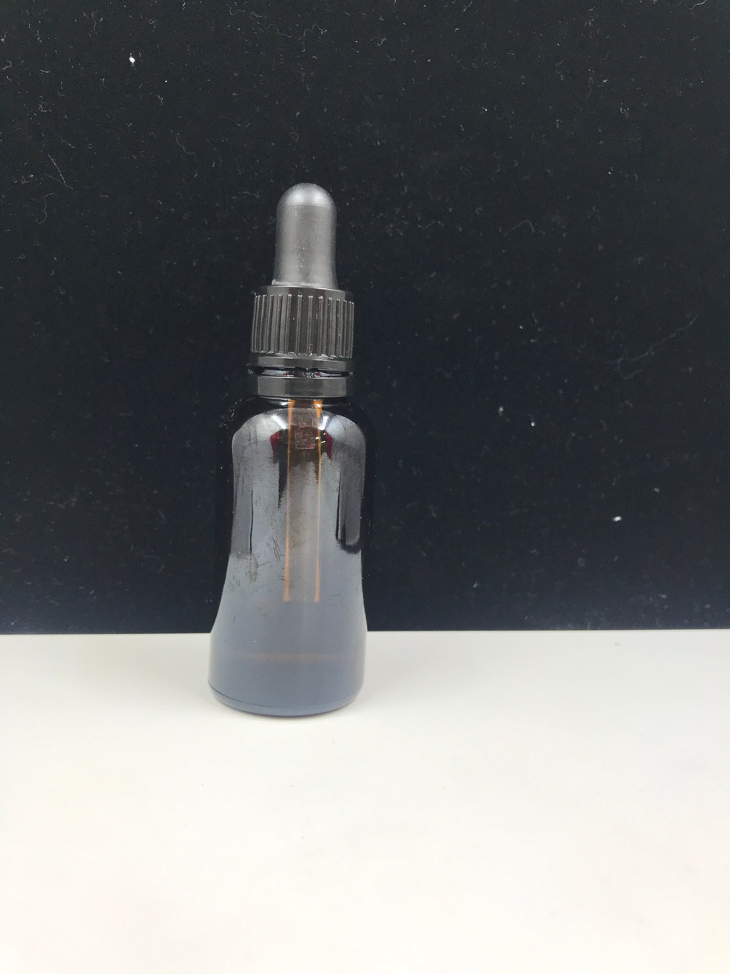 Le Labo Santal 33 Perfuume oil 1.0 oz.
